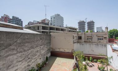 Venta  4 ambientes c/dependencia y guardacoche