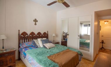 Venta  4 ambientes c/dependencia y guardacoche