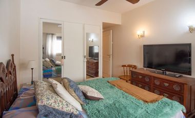 Venta  4 ambientes c/dependencia y guardacoche