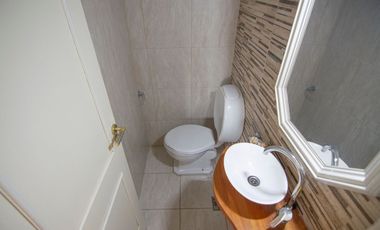 Venta  4 ambientes c/dependencia y guardacoche