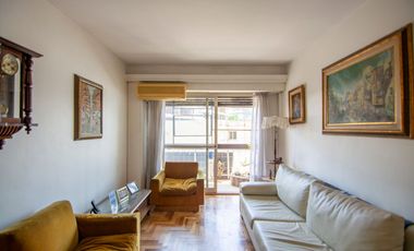 Venta  4 ambientes c/dependencia y guardacoche