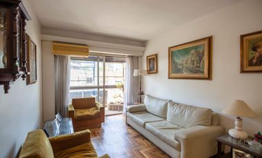 Venta  4 ambientes c/dependencia y guardacoche