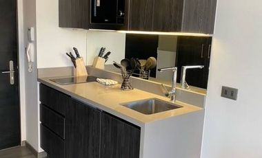 Arriendo Acogedor Dpto., Excelente Estado, Santiago Centro.