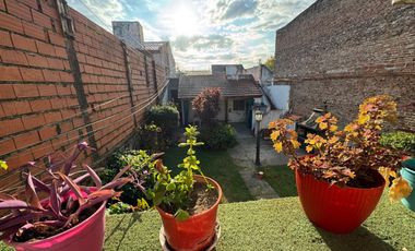 VENTA CASA PARA DOS FAMILIAS REMEDIOS DE ESCALADA