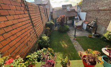 VENTA CASA PARA DOS FAMILIAS REMEDIOS DE ESCALADA