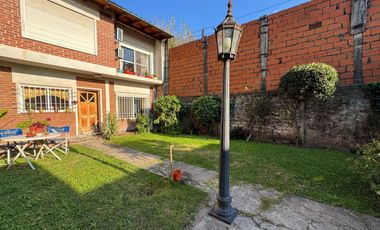 VENTA CASA PARA DOS FAMILIAS REMEDIOS DE ESCALADA
