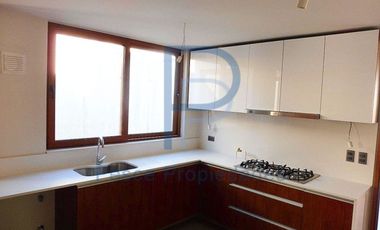 CASA MEDITERRÁNEA EN CONDOMINIO CON SEGURIDAD 24/7