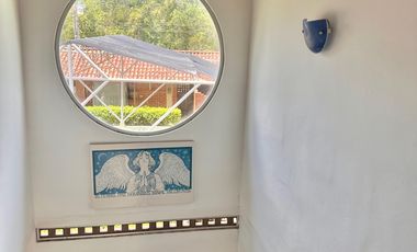 CASA DE DOS NIVELES EN VENTA ANAPOIMA