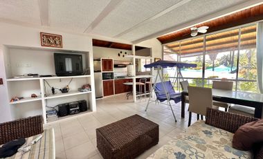 CASA DE DOS NIVELES EN VENTA ANAPOIMA