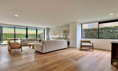 En Renta Exclusiva Casa en Azulejo Entrelomas