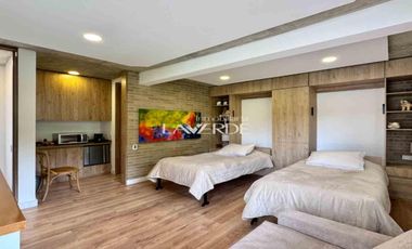 En Renta Exclusiva Casa en Azulejo Entrelomas