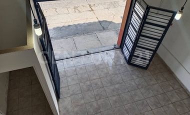 RENTA DE OFICINA, CONSULTORIO O BODEGA A UNA CALLE DE FORJADORES