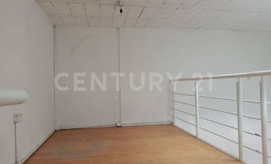 RENTA DE OFICINA, CONSULTORIO O BODEGA A UNA CALLE DE FORJADORES