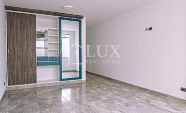 CASA EN REMODELACION EN LOS CEDROS DE CHORRILLOS