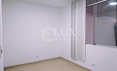 CASA EN REMODELACION EN LOS CEDROS DE CHORRILLOS