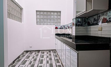 CASA EN REMODELACION EN LOS CEDROS DE CHORRILLOS