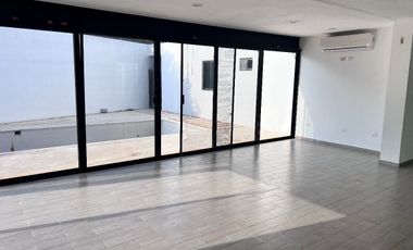 Casa en RENTA en privada Conkal Yucatán