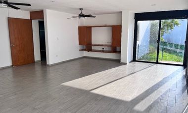 Casa en RENTA en privada Conkal Yucatán
