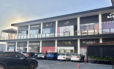 LOCAL COMERCIAL EN RENTA EXCELENTE UBICACIÓN PLAZA MASTER MILENIO III  QRO.