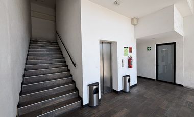 LOCAL COMERCIAL EN RENTA EXCELENTE UBICACIÓN PLAZA MASTER MILENIO III  QRO.