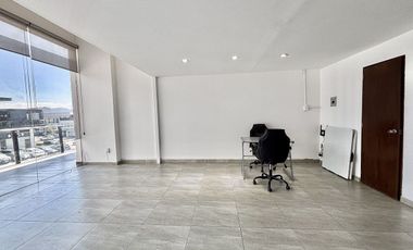 LOCAL COMERCIAL EN RENTA EXCELENTE UBICACIÓN PLAZA MASTER MILENIO III  QRO.