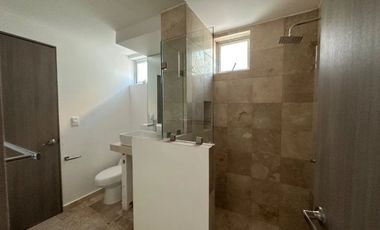 DEPARTAMENTO EN VENTA EN JURIQUILLA CON VISTA AL LAGO, QUERETARO