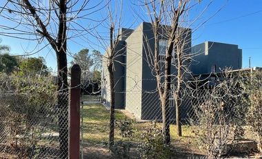 Alquiler 3 dormitorios - Villa  Allende Golf - Uspallata al 400