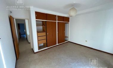 Alquiler 3 dormitorios - Villa  Allende Golf - Uspallata al 400