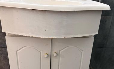 DEPTO tipo CASA 3 amb con patio y cochera. TEMPERLEY