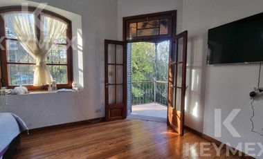 CASA EN VENTA 132 BIS ESQUINA 467