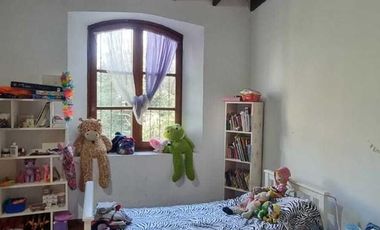 CASA EN VENTA 132 BIS ESQUINA 467