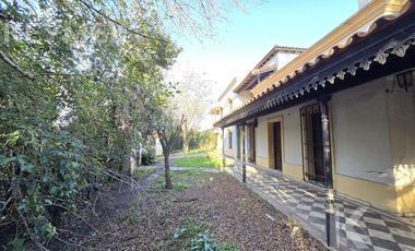 CASA EN VENTA 132 BIS ESQUINA 467
