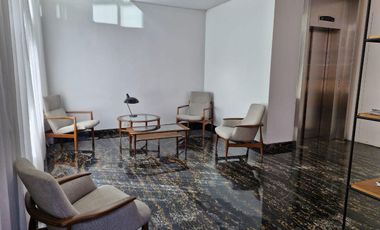 Al Rio - Excelente departamento de tres ambientes.
