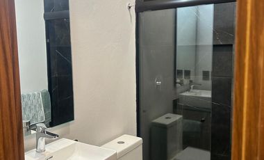 Departamentos a Estrenar a 15 min. Universidad Iteso y 10 Min. Plaza del Sol.