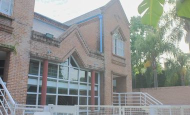 BANFIELD-CHALET 3 PLANTAS-4 DORMITORIOS