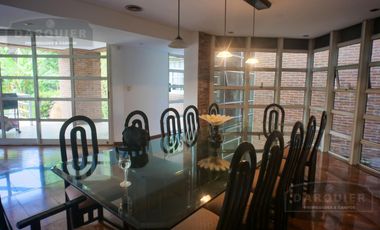 BANFIELD-CHALET 3 PLANTAS-4 DORMITORIOS