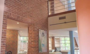 BANFIELD-CHALET 3 PLANTAS-4 DORMITORIOS