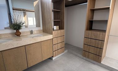 EN VENTA CASA EN TEMOZÓN NORTE