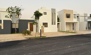 EN VENTA CASA EN PRIVADA SANTA LORETO MERIDA YUCATAN