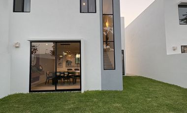 EN VENTA CASA EN PRIVADA SANTA LORETO MERIDA YUCATAN