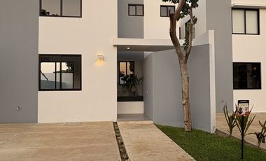 EN VENTA CASA EN PRIVADA SANTA LORETO MERIDA YUCATAN