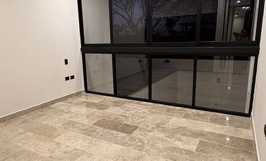 CASA EN VENTA EN CHOLUL, 4 HABITACIONES