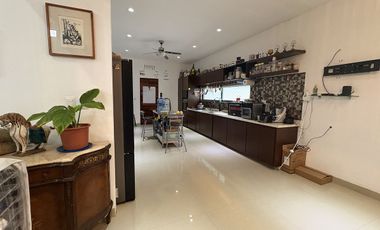 EN VENTA CASA DE 1 PLANTA EN LA REJOYADA CON PANELES SOLARES, KOMCHEN YUCATÁN