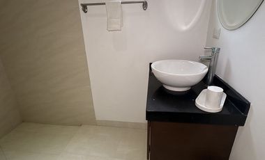 EN VENTA CASA DE 1 PLANTA EN LA REJOYADA CON PANELES SOLARES, KOMCHEN YUCATÁN