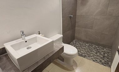 EN VENTA, CASA EN CHOLUL