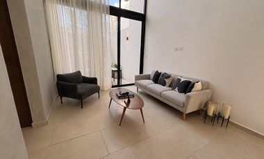 EN VENTA, CASA EN CHOLUL