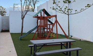 EN VENTA, CASA EN CHOLUL