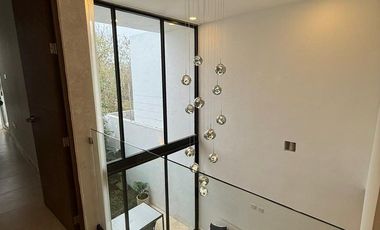 EN VENTA, CASA EN CHOLUL