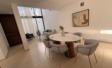 EN VENTA, CASA EN CHOLUL