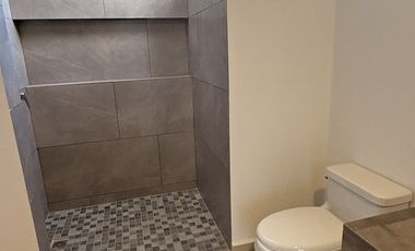 EN VENTA, CASA EN CHOLUL